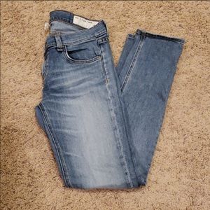 Rag & bone “the dre” boyfriend jeans. Size 25